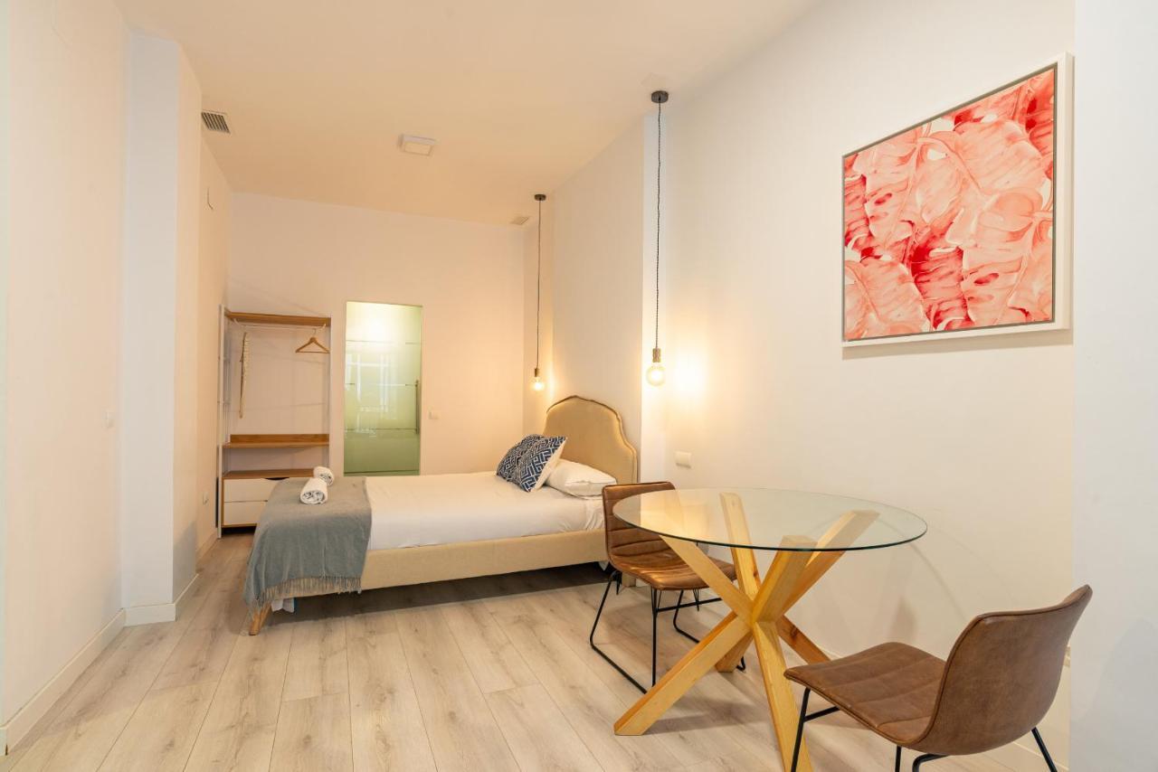 Apartamento Urbe10 Plaza De La Constucion Premium Loft Málaga Exterior foto